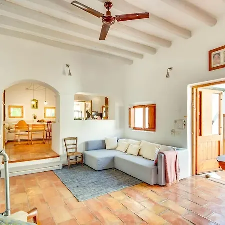 Casa Rosada - Gorgeous Family Finca Near Santa Gertrudis *